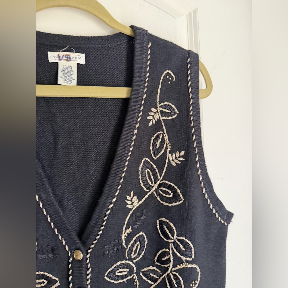 Yar works L Black Embroidered Vest with Leaf Design boho formal goth western - Picture 7 of 8